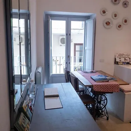 At First Sight Apartman Noto