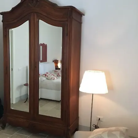 Apartment At First Sight Noto