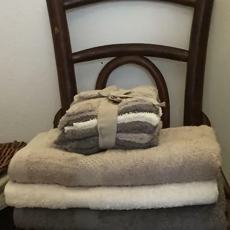 Apartment At First Sight Noto