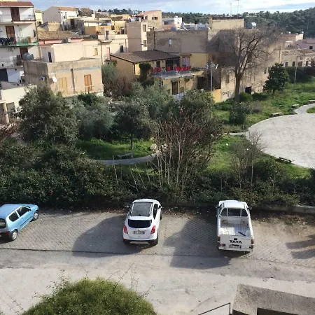 At First Sight דירה *